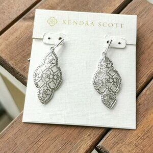 Kendra Scott Abbie Drop Earrings. Silver